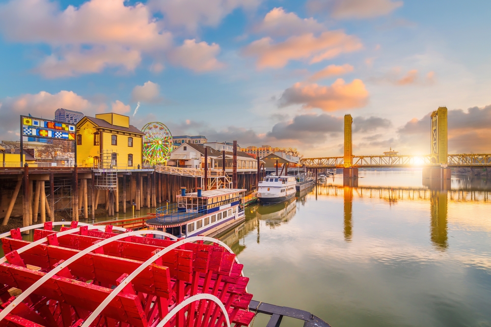 sacramento bridge and river