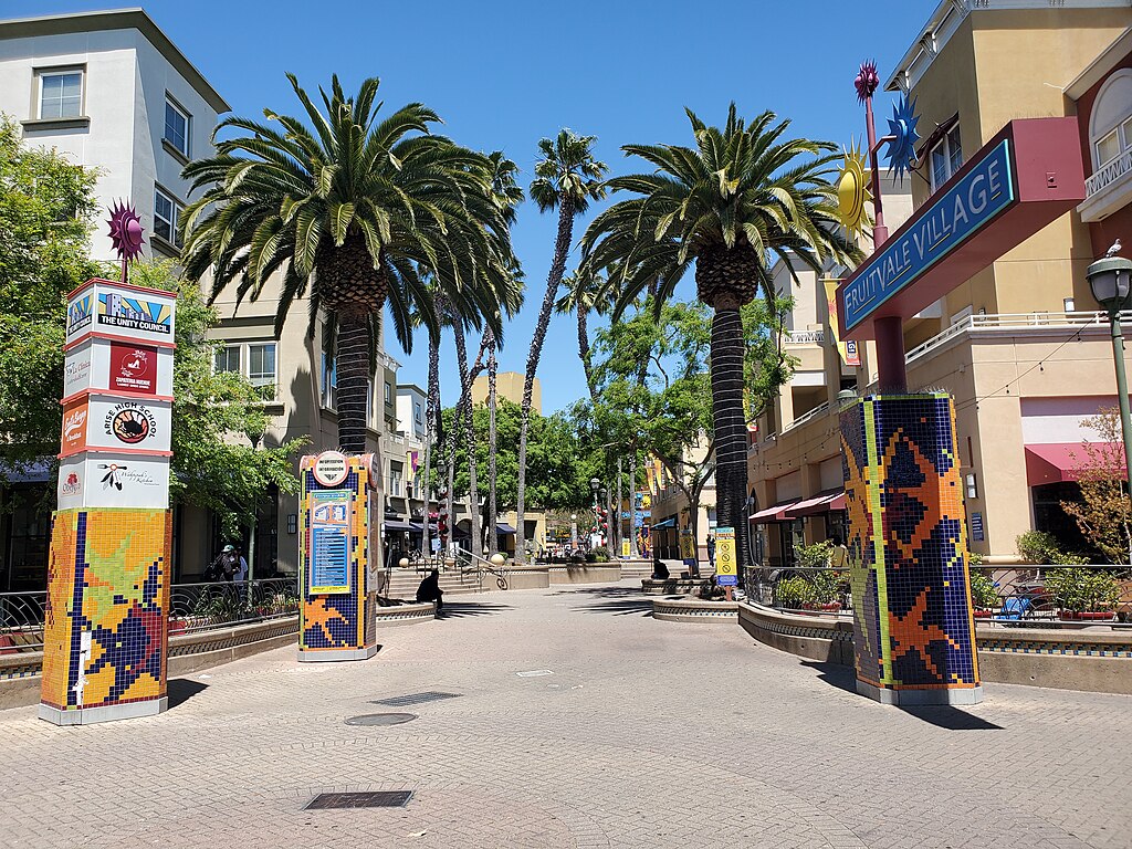 fruitvale village oakland